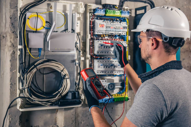 Best Local Electrician Companies  in Clinton, NC